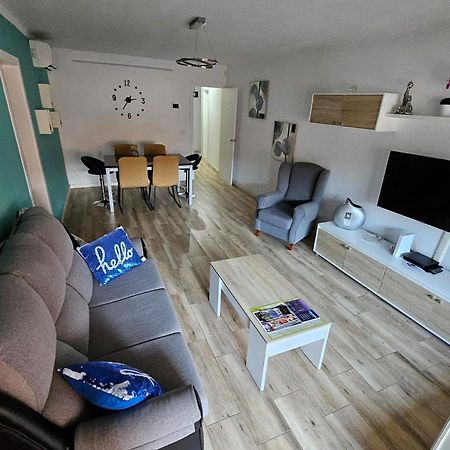 Apartamento Nuria Figueres  Exteriör bild