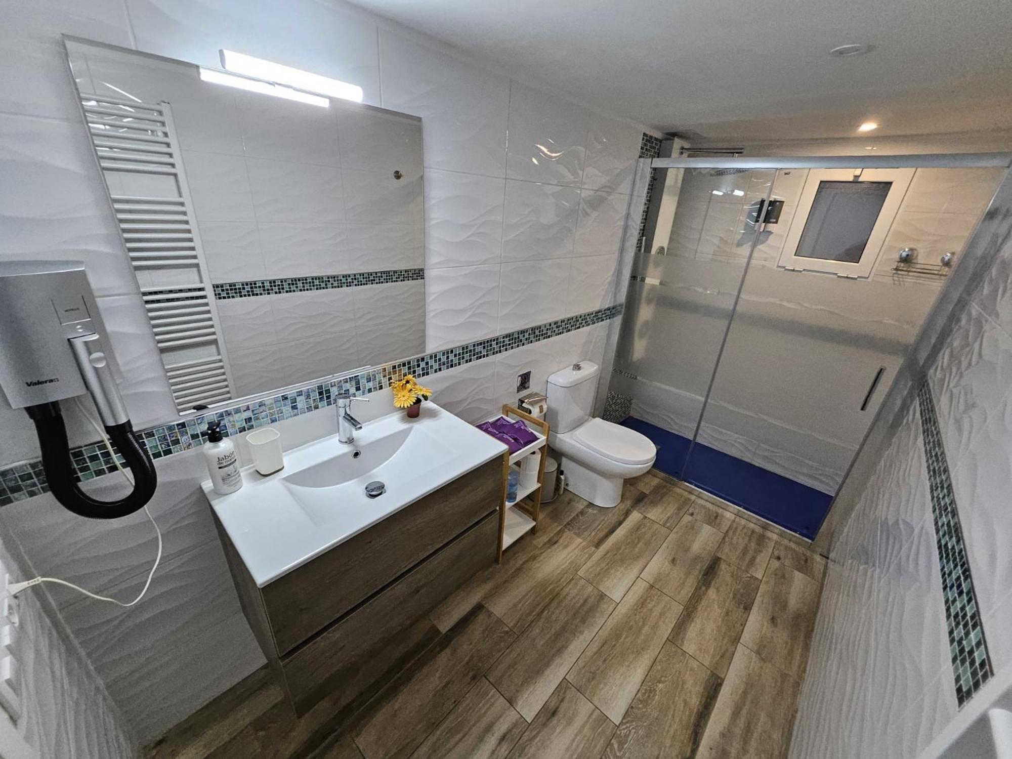 Apartamento Nuria Figueres  Exteriör bild