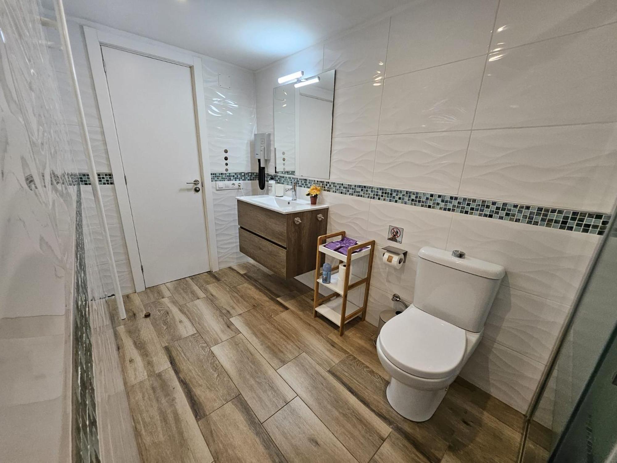 Apartamento Nuria Figueres  Exteriör bild